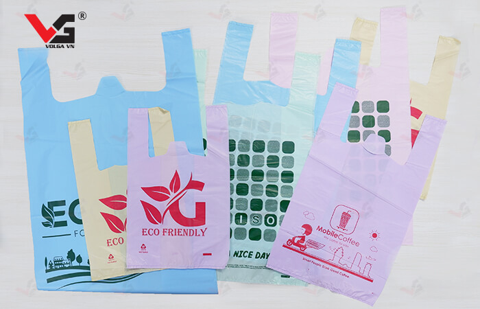 Thiết kế túi siêu thị in hình sẵn nhiều màu dành cho các cửa hàng nhỏ